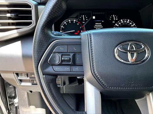 Used 2025 Toyota Tundra SR5 AWD/4WD image 10