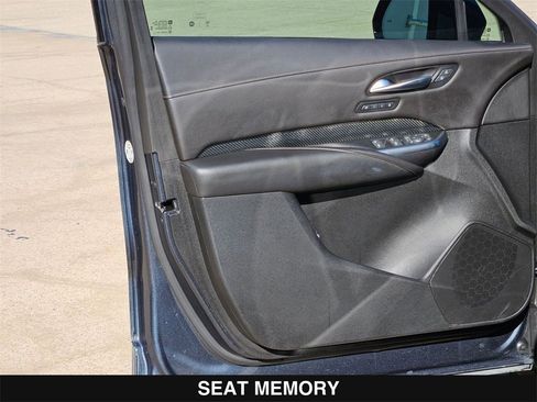 Used 2021 Cadillac XT4 Sport image 14