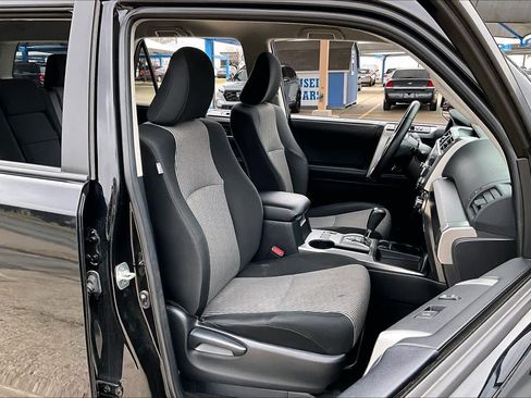 Used 2024 Toyota 4Runner SR5 image 8