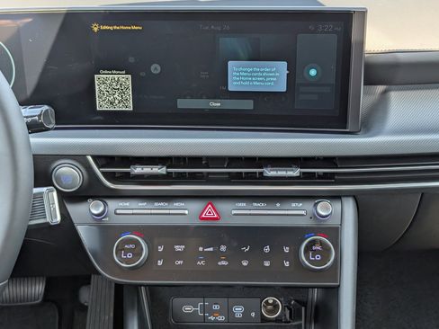 New 2025 Hyundai Sonata Limited image 17