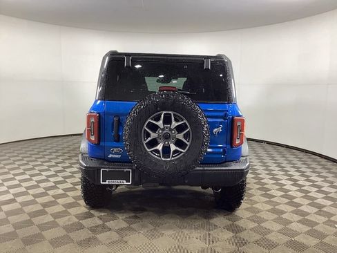 New 2025 Ford Bronco Badlands image 3