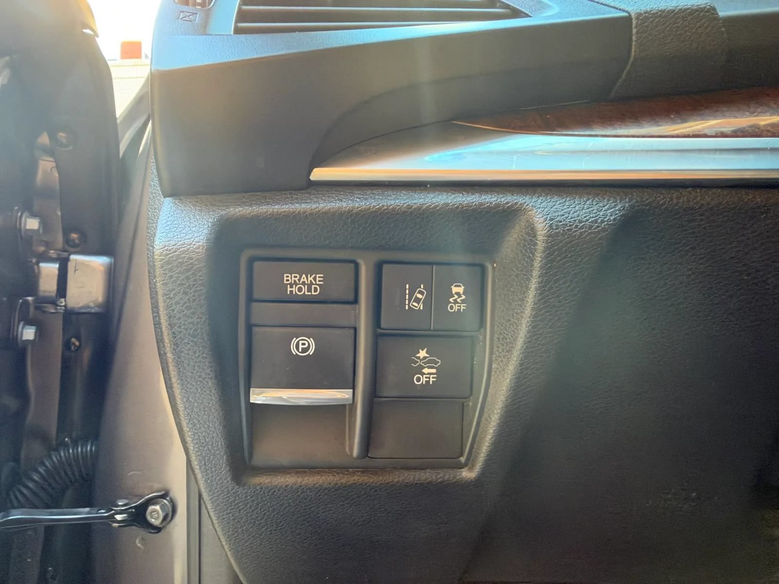 Used 2020 Acura MDX SH-AWD image 14