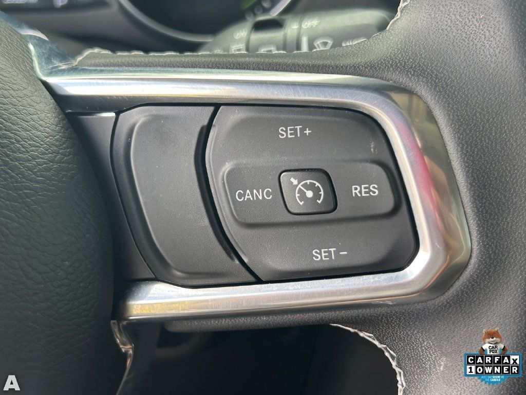 Certified 2023 Jeep Wrangler Unlimited Sahara AWD/4WD image 30