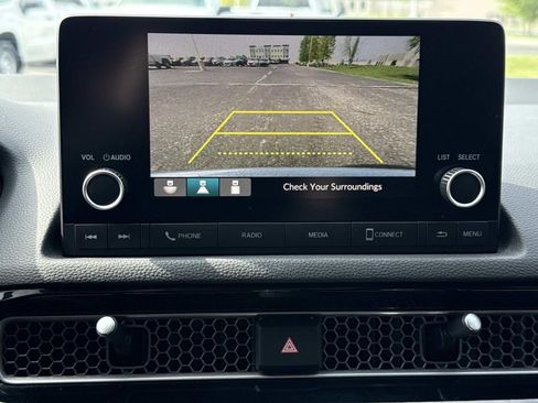 Used 2023 Honda Civic Sport image 4