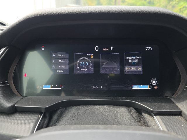 Used 2025 Jeep Grand Cherokee Altitude RWD image 17