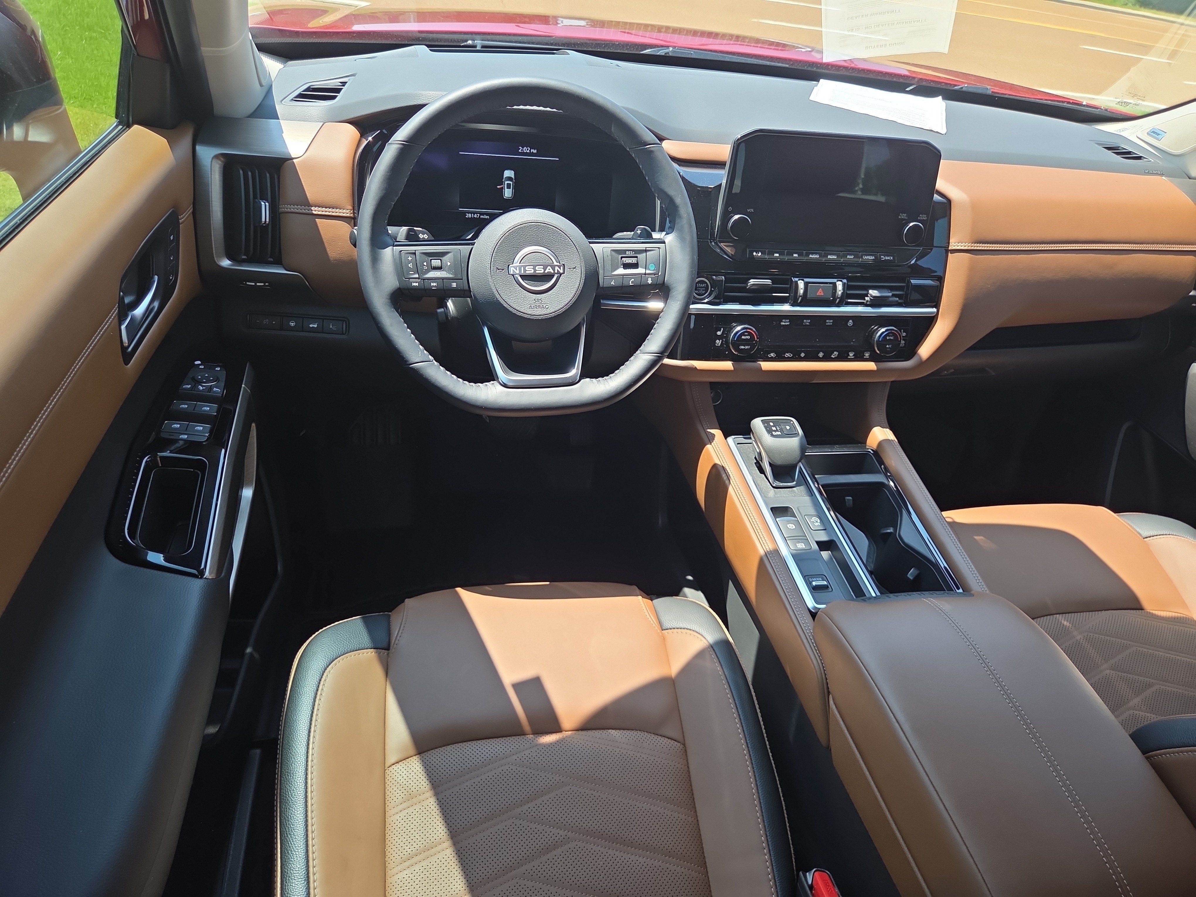 Used 2024 Nissan Pathfinder Platinum FWD image 8