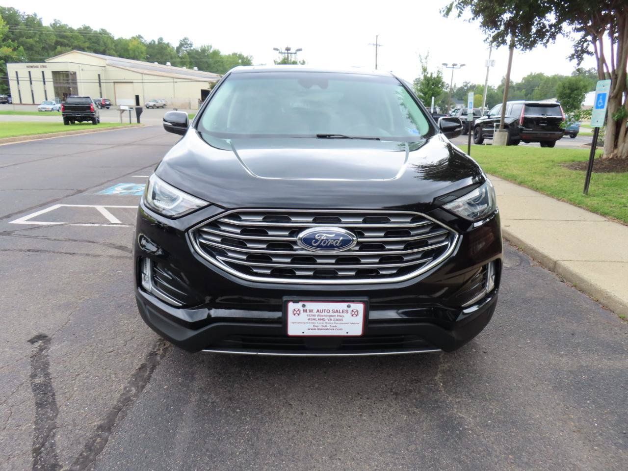 Used 2020 Ford Edge SEL w/ Convenience Package FWD image 12