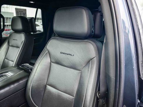 Used 2021 GMC Yukon Denali image 22