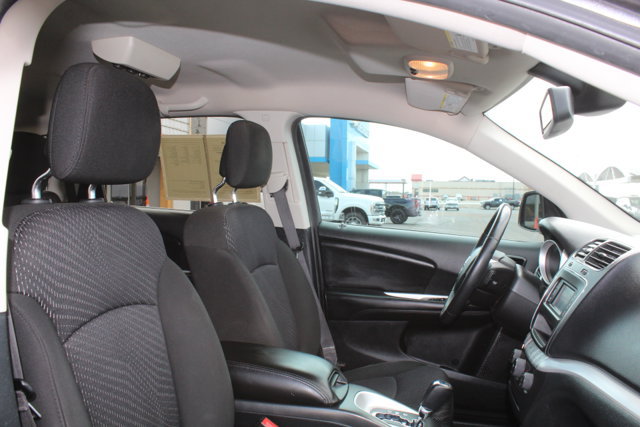 Used 2019 Dodge Journey SE w/ Premium Group FWD image 13