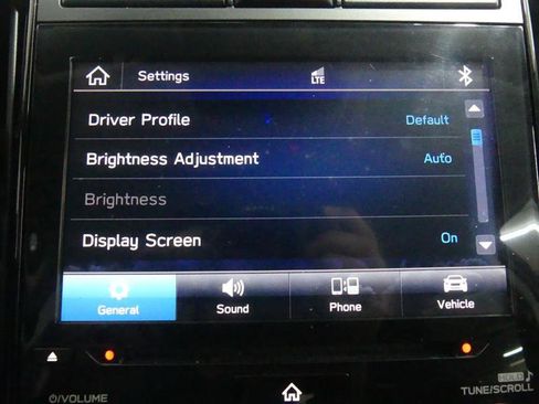 Used 2020 Subaru Ascent Premium w/ Convenience Package image 43