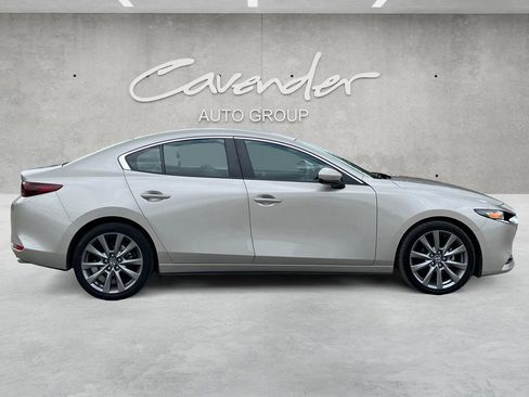 Used 2024 MAZDA MAZDA3 s FWD image 17