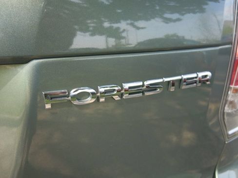 Used 2018 Subaru Forester 2.5i Premium AWD/4WD image 10