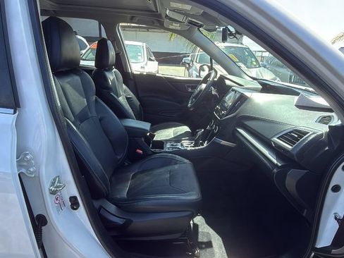 Used 2020 Subaru Forester Limited w/ Popular Package #3 AWD/4WD image 16