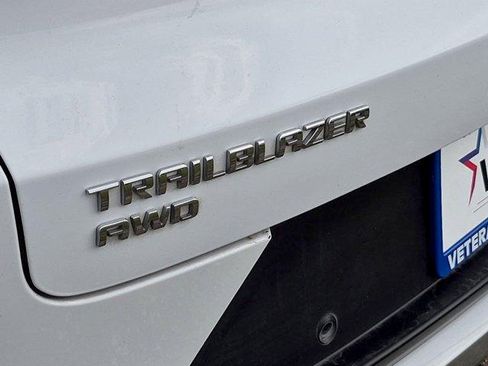 Certified 2024 Chevrolet TrailBlazer LT w/ Driver Confidence Package AWD/4WD image 30