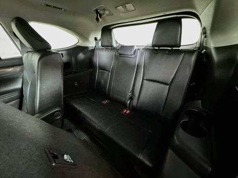 Used 2023 Toyota Highlander Limited AWD/4WD image 28
