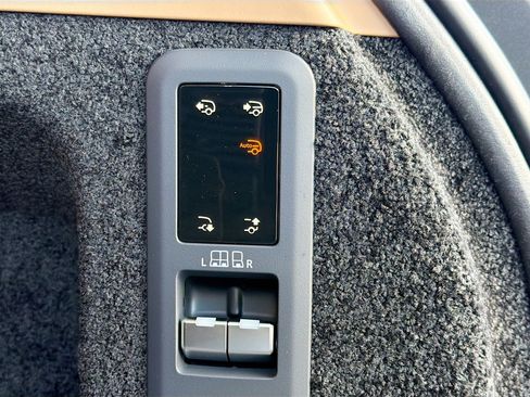 New 2026 Land Rover Range Rover SE AWD/4WD image 12