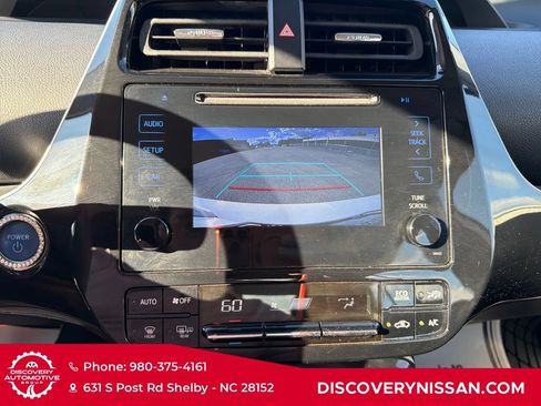 Used 2019 Toyota Prius LE FWD image 19