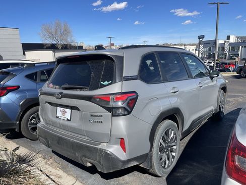 Used 2025 Subaru Forester Touring w/ Popular Package - Touring image 3