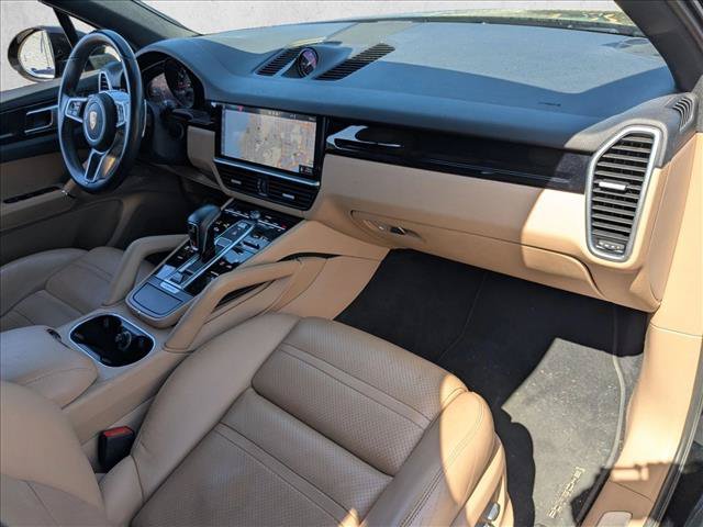 Used 2020 Porsche Cayenne AWD/4WD image 18