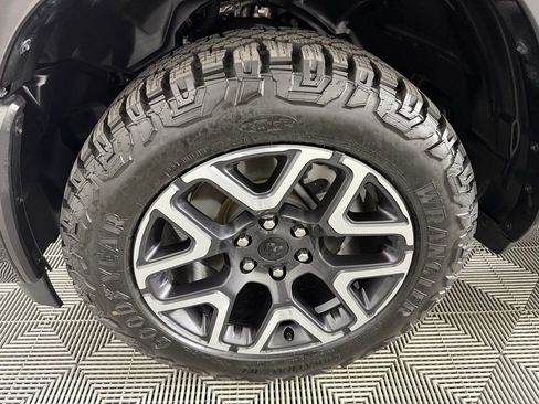 Used 2025 RAM 1500 Laramie w/ Sport Appearance Package AWD/4WD image 12