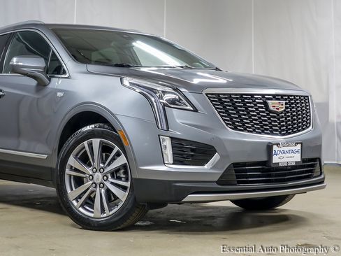 Used 2024 Cadillac XT5 Premium Luxury image 3