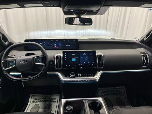 New 2025 Ford Expedition Max Platinum w/ Stealth Performance Package image 4