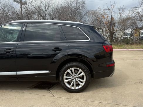 Used 2018 Audi Q7 3.0T Premium Plus image 16