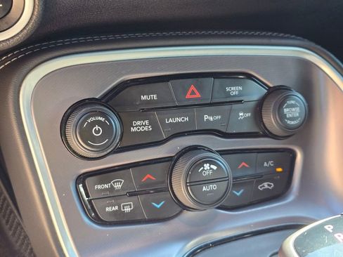 Used 2020 Dodge Challenger R/T Scat Pack RWD image 19