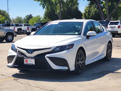 Certified 2024 Toyota Camry SE w/ Cold Weather Package FWD image 4