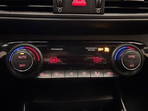 Used 2024 Kia Forte GT-Line image 19