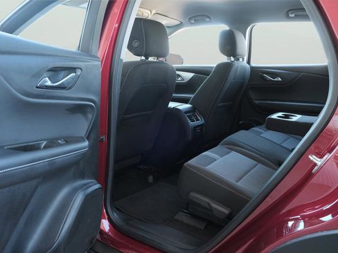 Used 2025 Chevrolet Blazer LT image 33