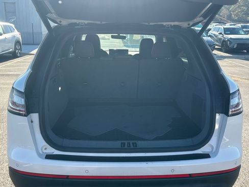 Used 2022 Lincoln Nautilus Reserve w/ Equipment Group 201A image 18