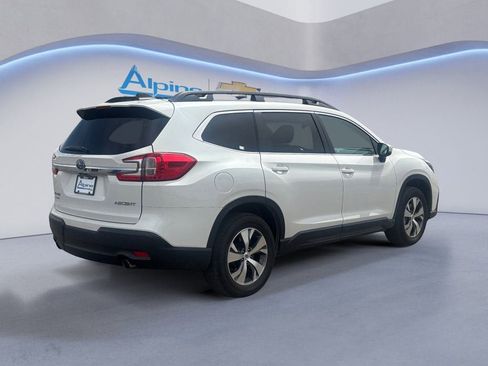Used 2025 Subaru Ascent Premium AWD/4WD image 5