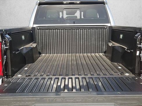 Certified 2026 Toyota Tacoma SR5 w/ SR5 Upgrade Package AWD/4WD image 6