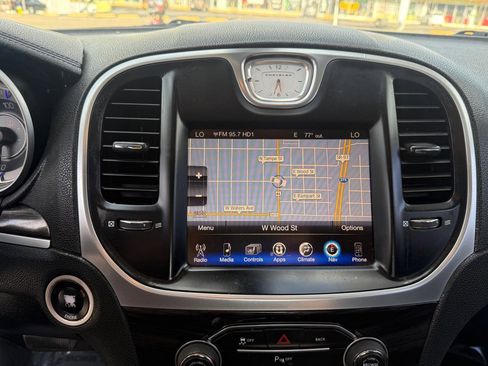 Used 2015 Chrysler 300 Limited w/ 300 Premium Group image 15