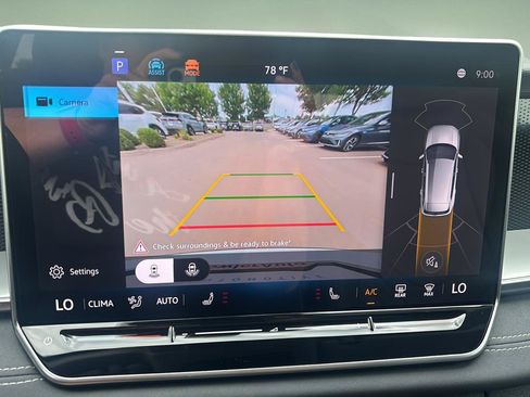 New 2026 Volkswagen Tiguan SE AWD/4WD image 26