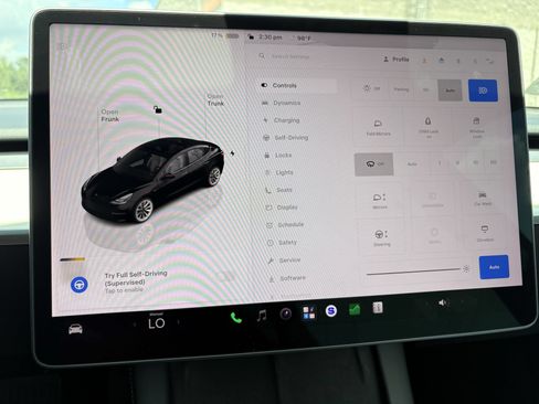 Used 2022 Tesla Model 3 Long Range AWD/4WD image 4