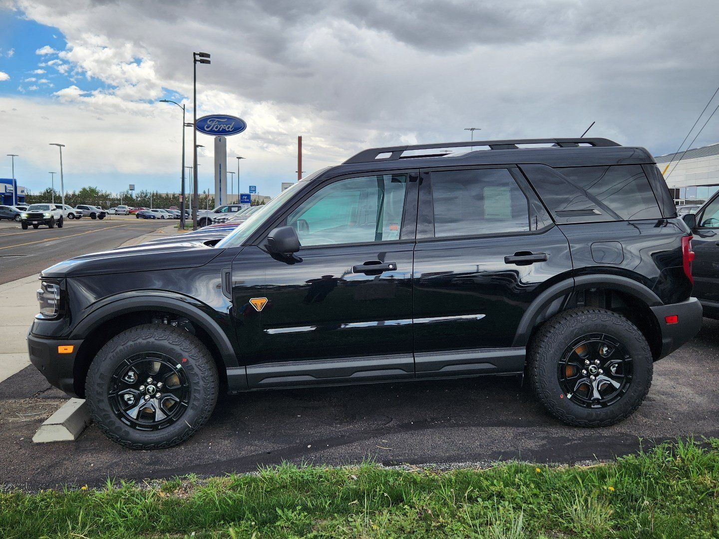 New 2026 Ford Bronco Sport Badlands w/ Sasquatch Badlands Package AWD/4WD image 2