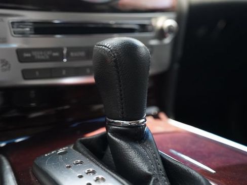 Used 2018 INFINITI Q70 L 3.7 AWD/4WD image 38