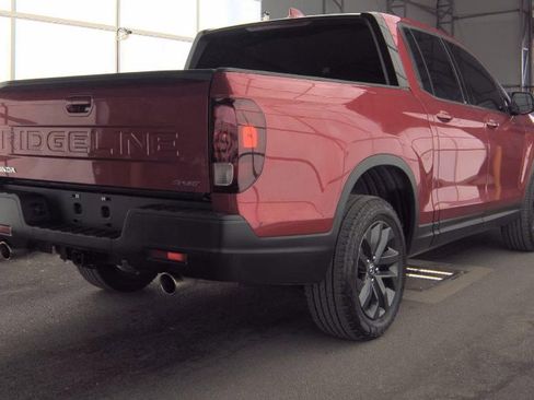 Used 2024 Honda Ridgeline Sport image 3