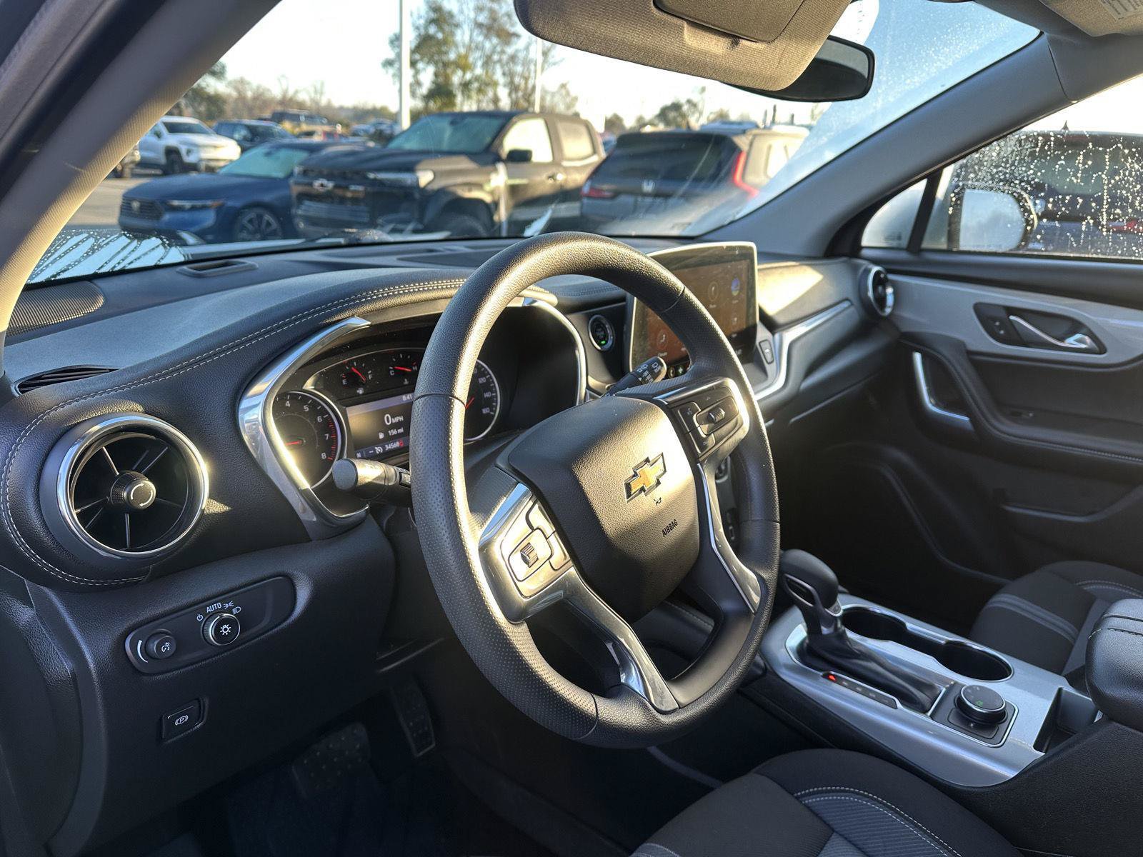 Used 2024 Chevrolet Blazer LT AWD/4WD image 18