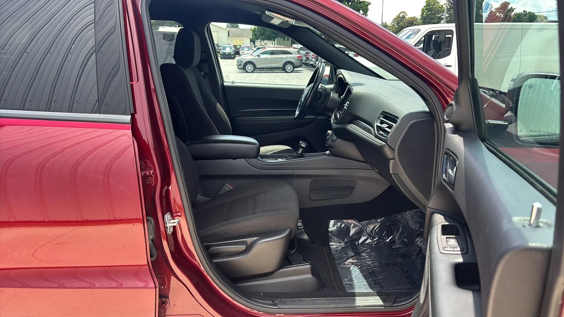 Used 2023 Dodge Durango SXT AWD/4WD image 17