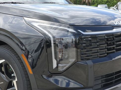 New 2026 Kia Sportage EX w/ EX Panorama Roof Package image 10