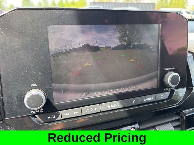 Used 2024 Nissan Pathfinder SV AWD/4WD image 22