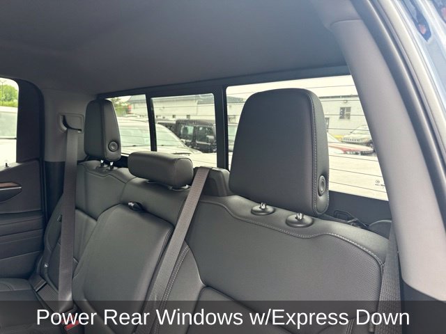 Used 2023 GMC Sierra 1500 SLT w/ SLT Premium Package AWD/4WD image 26