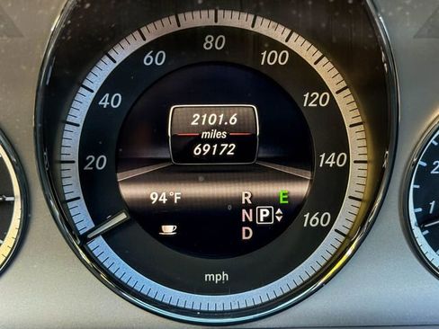 Used 2013 Mercedes-Benz E 350 Sedan image 25