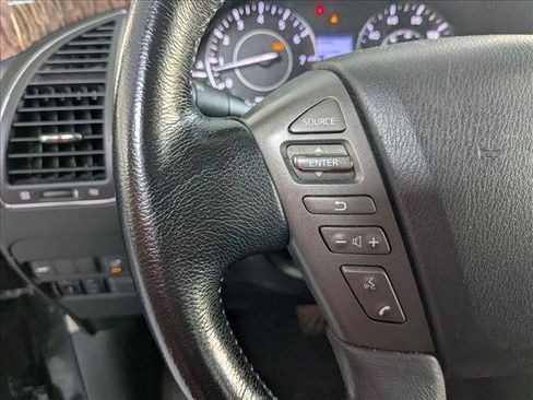 Used 2019 Nissan Armada SL w/ Premium Package image 13