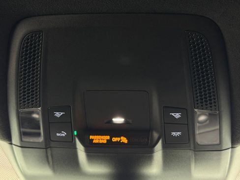 Used 2021 Porsche Taycan Turbo S image 36