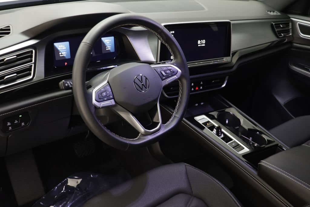 Certified 2024 Volkswagen Atlas Cross Sport SE AWD/4WD image 6