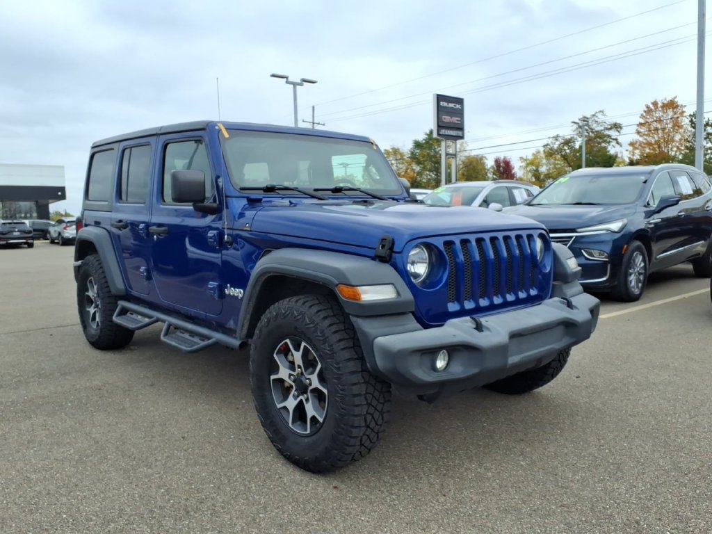 Used 2018 Jeep Wrangler Unlimited Sport S AWD/4WD image 3